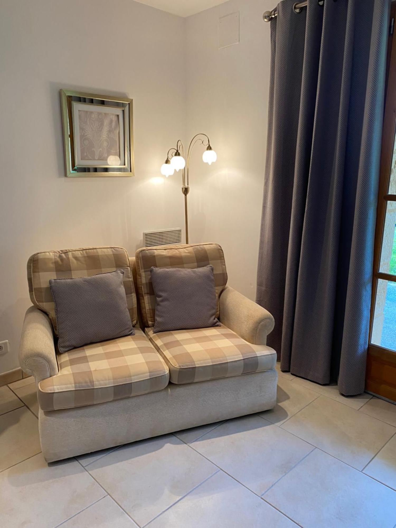 Bed and Breakfast Les Jonquilles Домм Экстерьер фото
